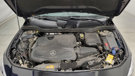 Zdjęcie przedmiotu: Mercedes-Benz CLA 200 7G-DCT AMG Line