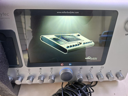 Zdjęcie przedmiotu: MIHA BODYTEC II muscle electrostimulation device