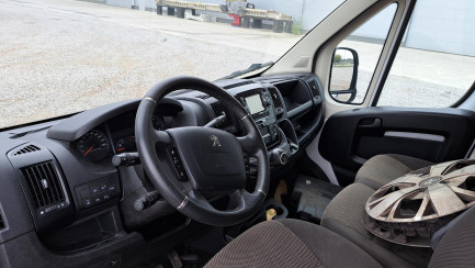 Zdjęcie przedmiotu: Peugeot BOXER 435 2.2 BlueHDi E6.2 3.5t L3H3 Pro