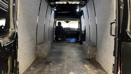 Zdjęcie przedmiotu: Iveco Daily 35S18 V Hi-Matic E6 3.5t
