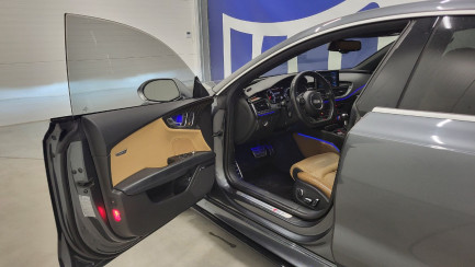 Zdjęcie przedmiotu: Audi RS7 4.0 TFSI Quattro Tiptronic