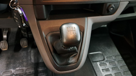 Zdjęcie przedmiotu: Citroen JUMPY 1.5 BlueHDi E6.2 2.7t XL