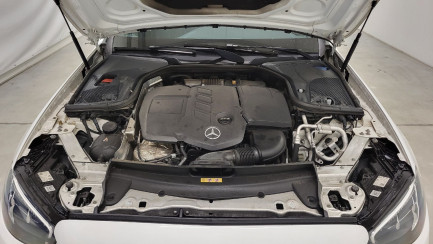 Zdjęcie przedmiotu: Mercedes-Benz E 220 d