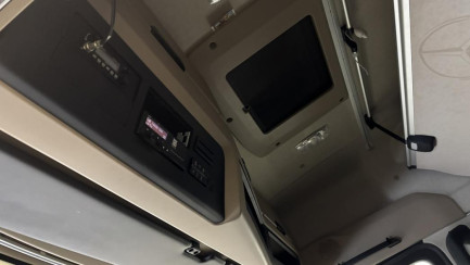 Zdjęcie przedmiotu: Mercedes-Benz Actros 1845 lS E6 18.0t