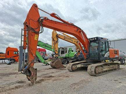Гусеничний екскаватор HITACHI ZX250LCN-6