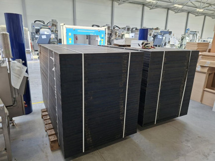 Zdjęcie przedmiotu: Elements of a photovoltaic installation with a capacity of 25.56 kWp