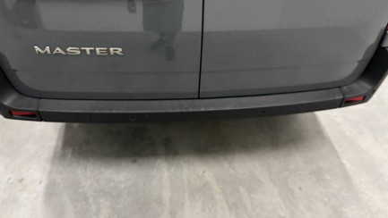 Zdjęcie przedmiotu: Renault Master 2.0 dCi E6e 3.5t L3H2 Extra