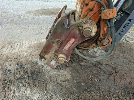 Zdjęcie przedmiotu: Гусеничний екскаватор HITACHI ZX250LCN-6
