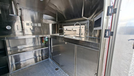 Zdjęcie przedmiotu: PRZYCZEPA GASTRONOMICZNA WOKADER W4A SHINE SPRING