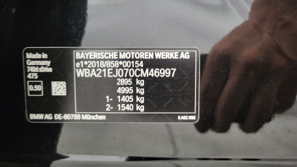 Zdjęcie przedmiotu: BMW 740d xDrive mHEV M Sport sport