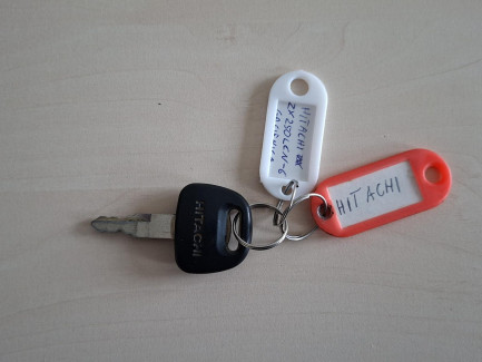 Zdjęcie przedmiotu: Гусеничний екскаватор HITACHI ZX250LCN-6