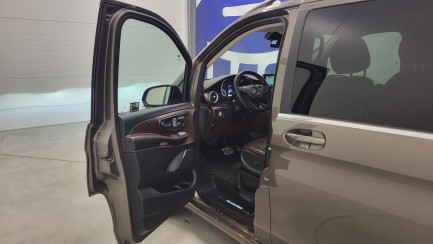 Zdjęcie przedmiotu: Mercedes-benz V 250 d 4-Matic Avantgarde 7G-Tronic