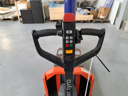 Zdjęcie przedmiotu: BT Tyro LHE130 Electric Pallet Truck