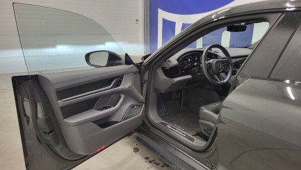 Zdjęcie przedmiotu: Porsche Taycan Turbo S Oświadczenie o utracie DR