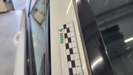 Zdjęcie przedmiotu: Mercedes-Benz E 220 d