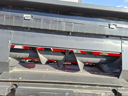 Zdjęcie przedmiotu: CAPELLO QUASAR F12 corn harvester