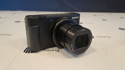 Zdjęcie przedmiotu:  Camera SONY ZV-1 VLOG + Powerbank XTORM RUGGED 10000MAH