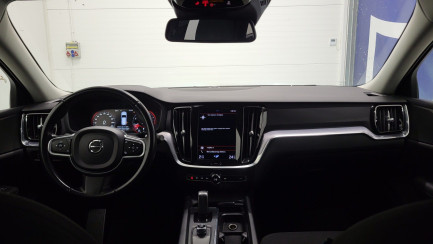 Zdjęcie przedmiotu: Volvo V60 B3 B Momentum Core aut