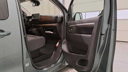 Zdjęcie przedmiotu: Toyota PROACE Verso 2.0 D-4D E6EA 2.9t Medium Business Aut