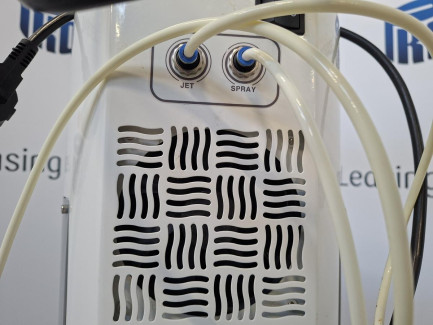 Zdjęcie przedmiotu: The O2 JET CLEAR SPRAY SYSTEM cosmetic device is used for oxybrasion treatment, i.e. water-oxygen peeling.