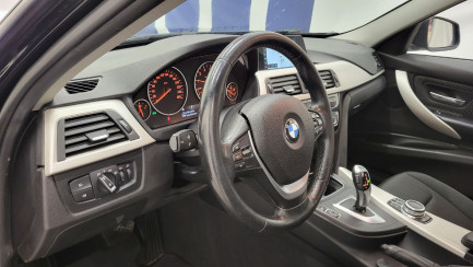 Zdjęcie przedmiotu: BMW 318i GPF Advantage aut