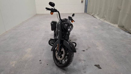 Zdjęcie przedmiotu: Harley Davidson Road King Special