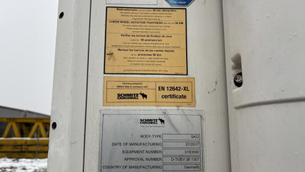 Zdjęcie przedmiotu: SCHMITZ SKO 24 FP60 COOL/13.4 35.0t