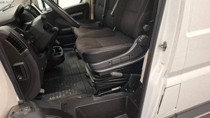 Zdjęcie przedmiotu: Opel Movano E6.4 3.5t L3H2
