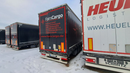 Zdjęcie przedmiotu: KAESSBOHRER MEGA Skrzyniowa