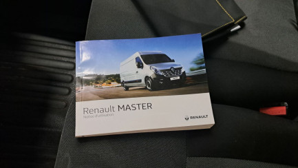Zdjęcie przedmiotu: Renault Master FWD dCi E6 3.5t L3H3 Pack Clim