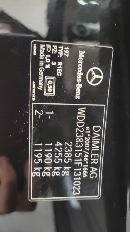Zdjęcie przedmiotu: Mercedes-benz E 220 d Coupe 4-Matic 9G-TRONIC