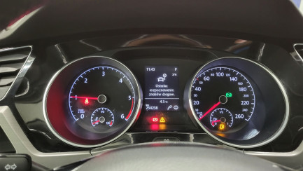 Zdjęcie przedmiotu: Volkswagen Touran 1.6 TDI BMT SCR Comfortline