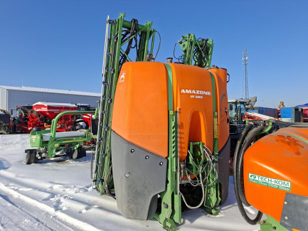 Zdjęcie przedmiotu: AMAZONE UF 2002 mounted sprayer + FT 1001 front tank