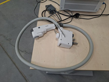 Zdjęcie przedmiotu: Urządzenie kosmetyczne INNARI HTP MONDUNIQ COSMETIQUES PROFESSIONNEL DERMIE PHARM