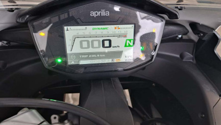 Zdjęcie przedmiotu: APRILLA RS 660 Limited Edition