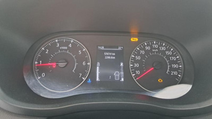 Zdjęcie przedmiotu: Renault Master FWD 2.3 dCi E6 3.5t L3H1 Pack Clim S&S+E