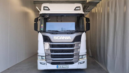 Zdjęcie przedmiotu: SCANIA R460 Super E6 18.0t 4x2 NA Highline