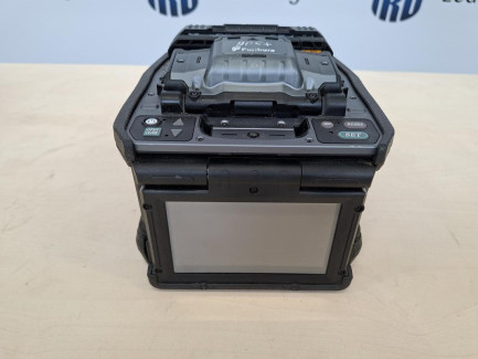 Zdjęcie przedmiotu: FUJIKURA 90S+ Fiber Optic Splicer with CT-50 Cutter