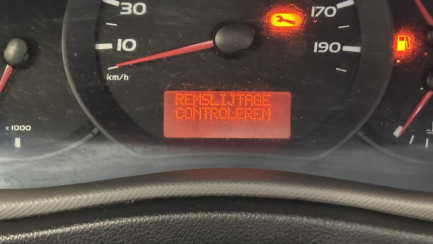 Zdjęcie przedmiotu: Renault Master RWD dCi E5 3.5t L3H3 Pack Clim HD