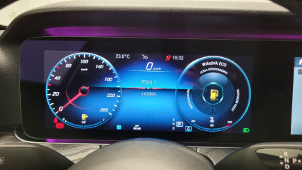 Zdjęcie przedmiotu: Mercedes-benz E 220 d