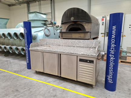 Zdjęcie przedmiotu: A set of catering equipment