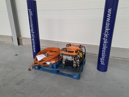 Zdjęcie przedmiotu: Agregaty hydrauliczne PLARAD XB 2-Z-XB z wyposażeniem – 2 szt. 