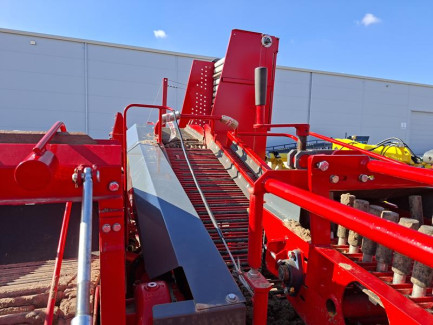 Zdjęcie przedmiotu: Kombajn do ziemniak&oacute;w UNIA BOLKO