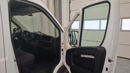 Zdjęcie przedmiotu: Opel Movano Heavy 2.2 Diesel E6d 3.5t L3H2 Edition