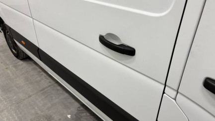 Zdjęcie przedmiotu: Renault Master FWD 2.3 dCi L3H2 Pack Clim S&S+E E6d 3.5t