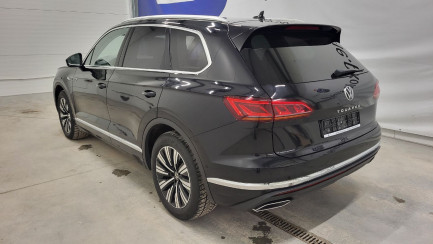 Zdjęcie przedmiotu: Volkswagen Touareg 3.0 V6 TDI SCR 4Mot. Elegance