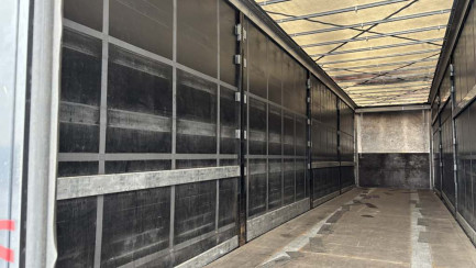 Zdjęcie przedmiotu: KOGEL SN 24 Mega CO24P90/910/13.95 35.0t