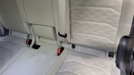 Zdjęcie przedmiotu: Volkswagen Touareg 3.0 V6 TDI SCR 4Mot. Elegance