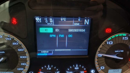 Zdjęcie przedmiotu: Iveco S-Way E6d 18.0t Oświadczenie o utracie DR