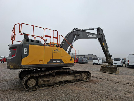 Zdjęcie przedmiotu: Koparka gąsiennicowa VOLVO EC250EL